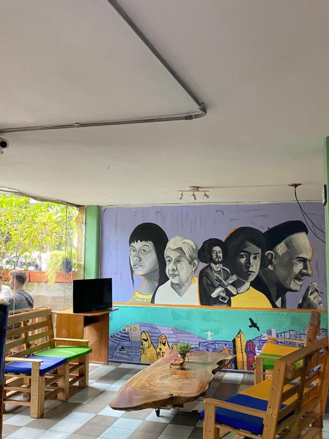 Hostal Casa Estacion ميديلين المظهر الخارجي الصورة